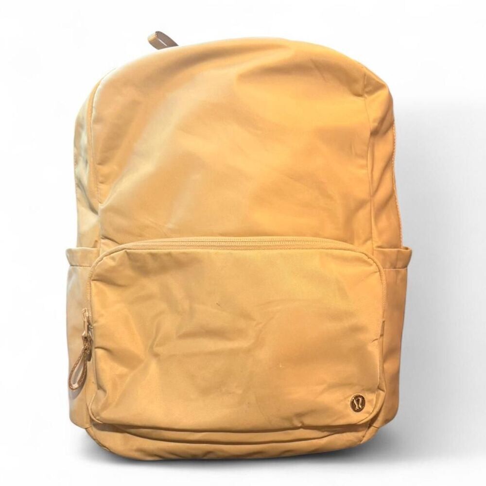 Lululemon Everywhere Backpack 22L Cream Beige Laptop Travel School Backpack